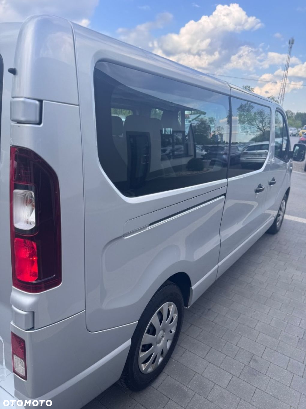 Opel Vivaro - 19