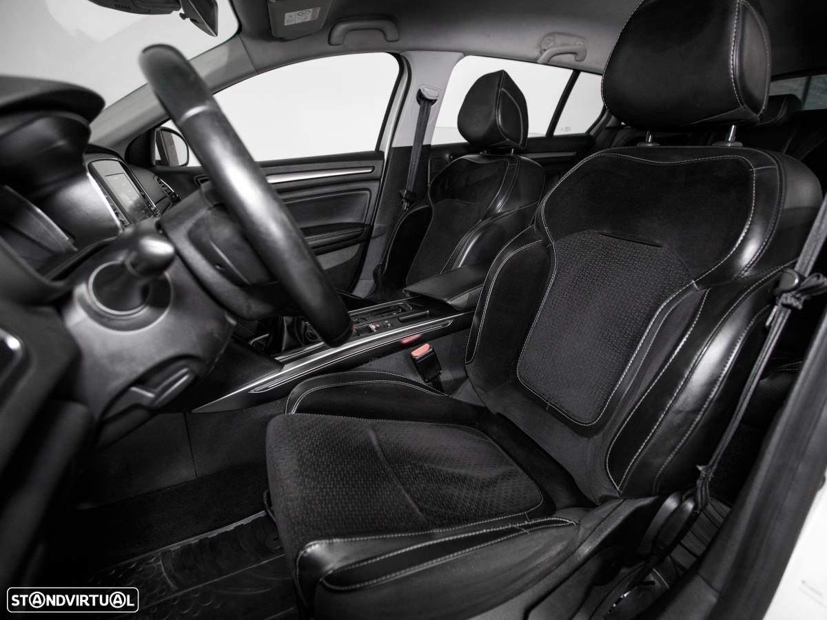 Renault Mégane Sport Tourer - 7