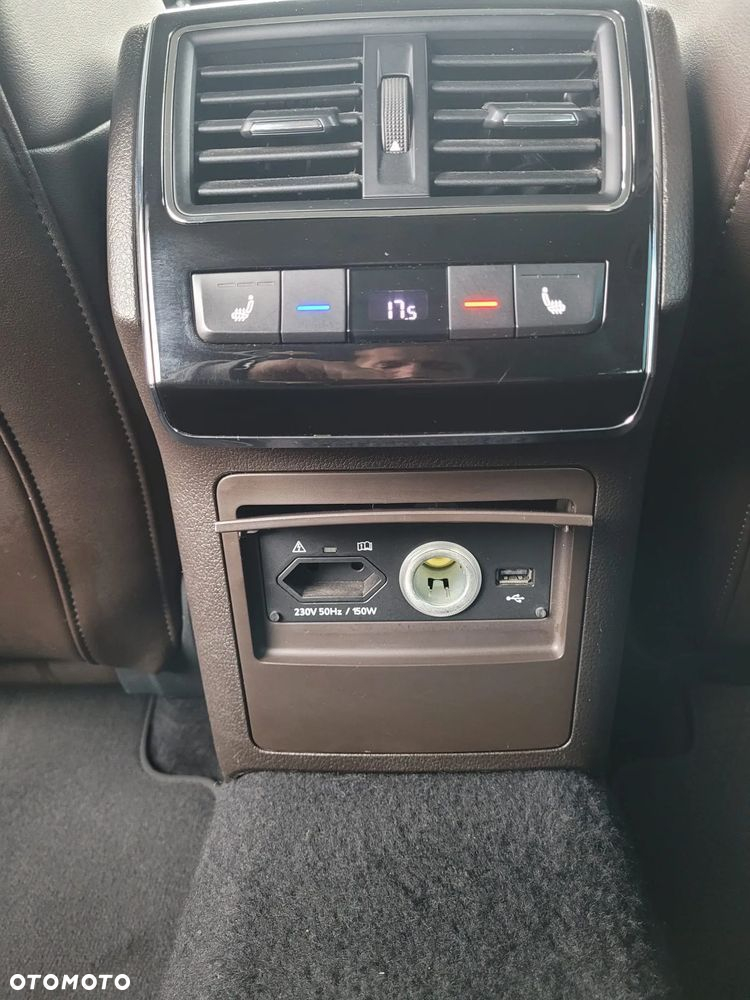 Skoda Superb 2.0 TDI 4x4 DSG L&K - 24