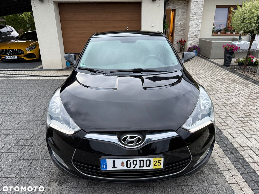 Hyundai Veloster 1.6 Premium - 4