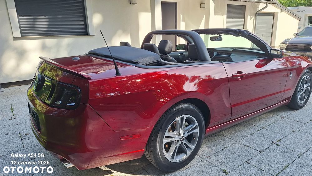 Ford Mustang 3.7 V6 Premium - 2