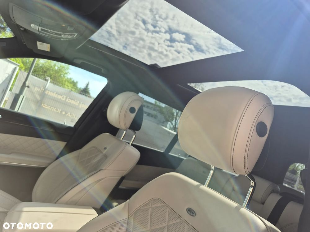 Mercedes-Benz GLS - 23