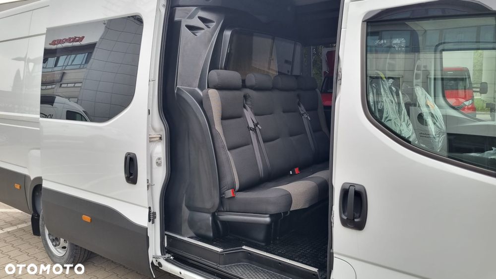 Iveco Daily / Pewny partner w biznesie ! - 11