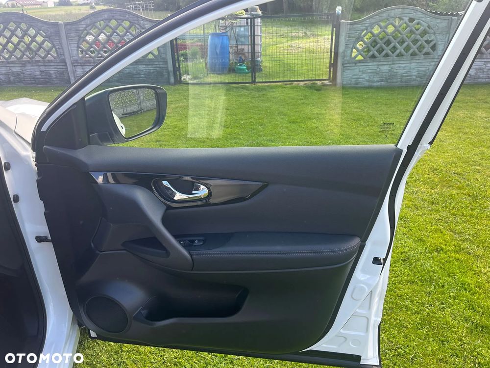 Nissan Qashqai 1.3 DIG-T Acenta - 10