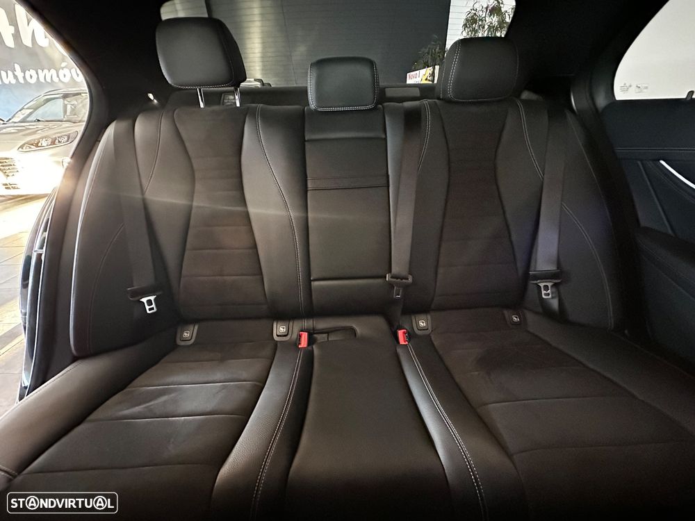 Mercedes-Benz E 300 de 9G-TRONIC AMG Line - 33