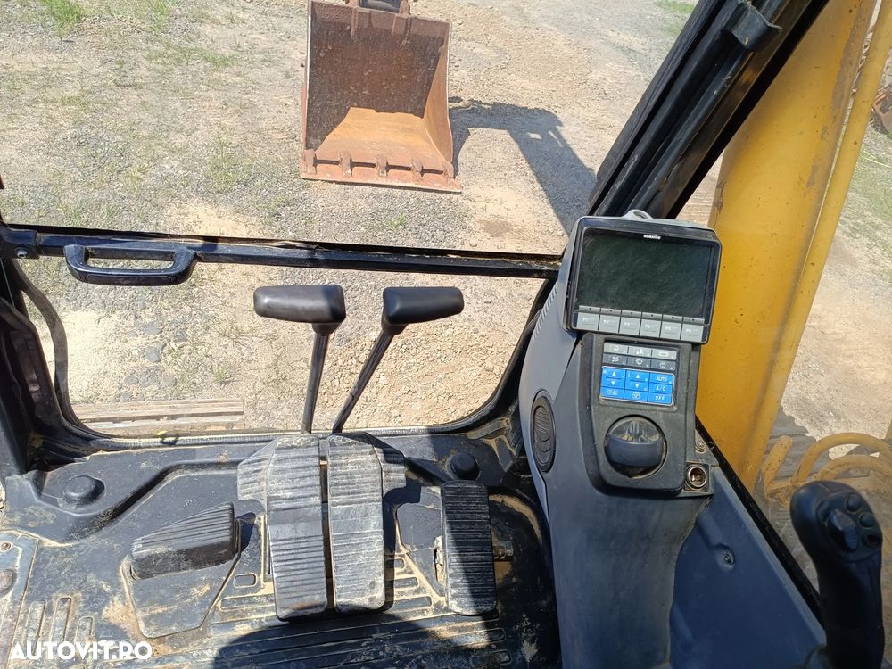 Komatsu PC190LC-8 - 10