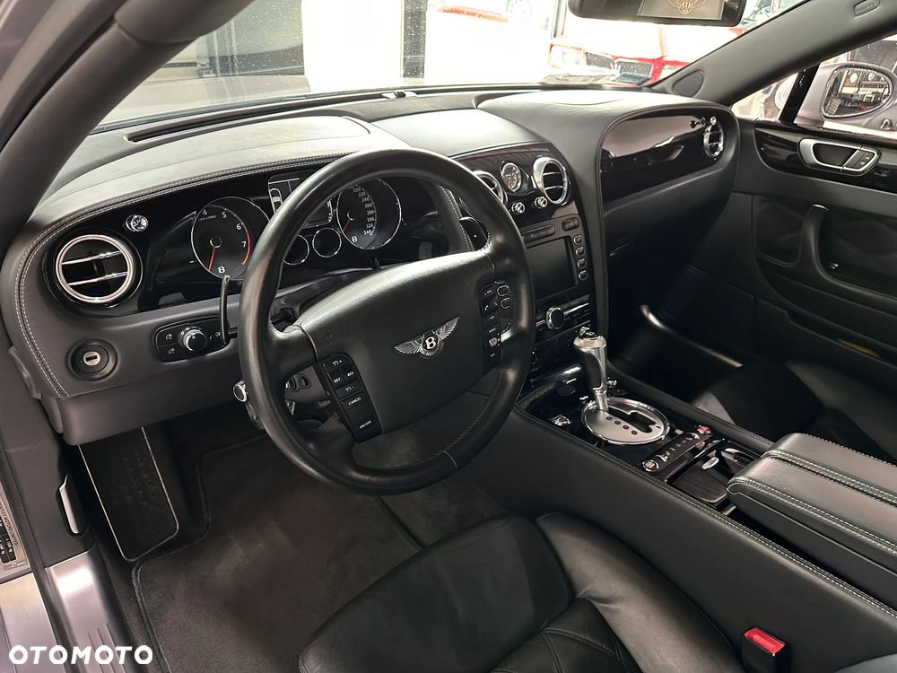 Bentley Flying Spur - 12