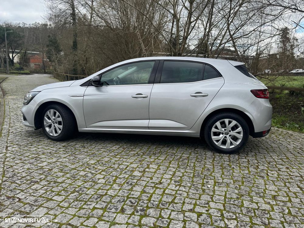 Renault Mégane - 6