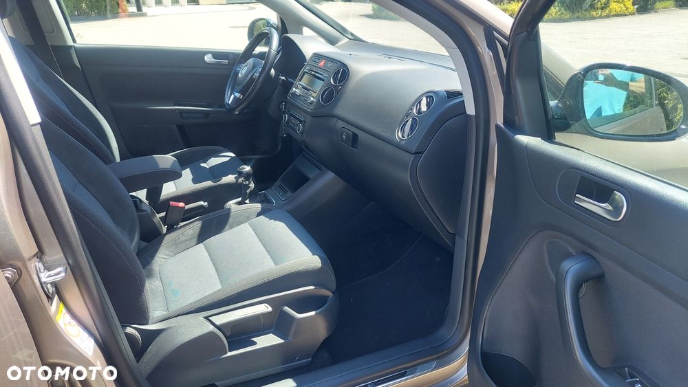 Volkswagen Golf Plus - 10