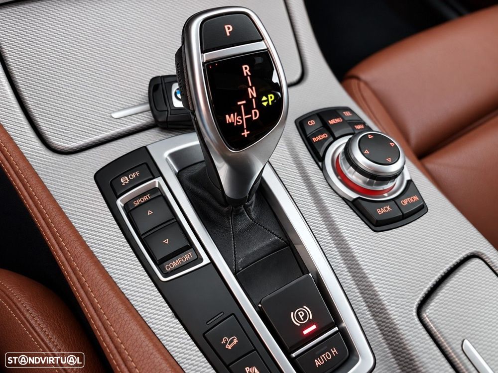 BMW 535 d xDrive Pack M Auto - 23