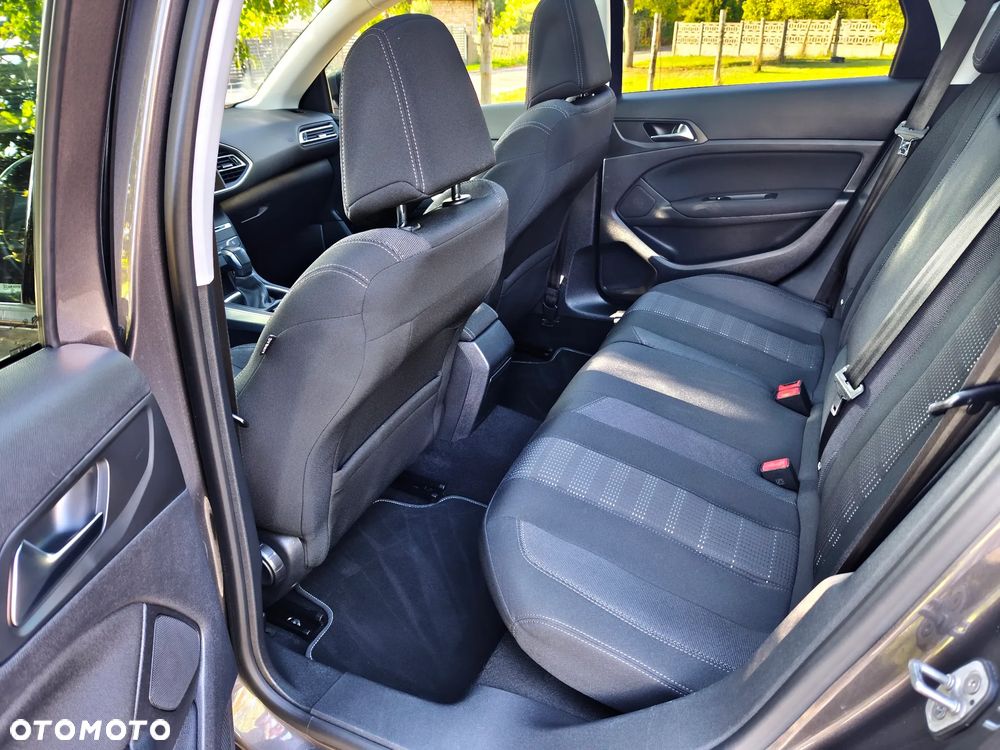 Peugeot 308 BlueHDi 150 EAT6 Stop & Start Business-Line - 6