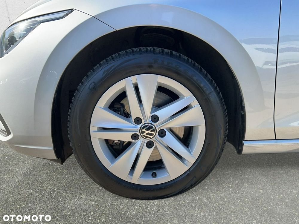 Volkswagen Golf - 9