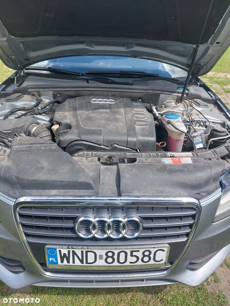 Audi A4 Avant - 4