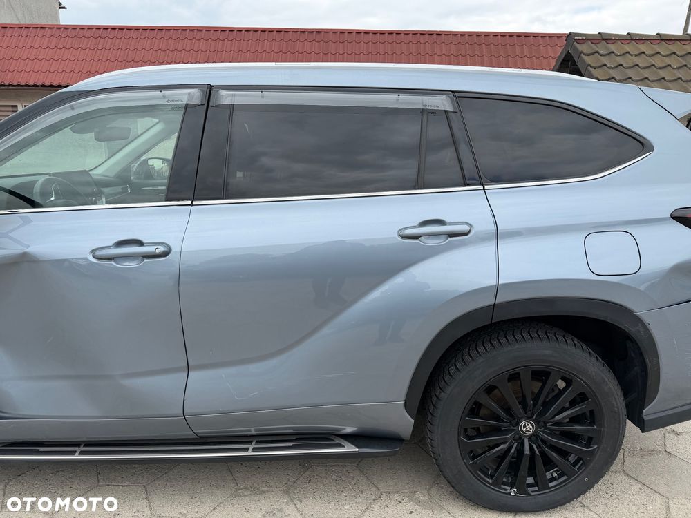 Toyota Highlander 2.5 Hybrid Business Edition - 13