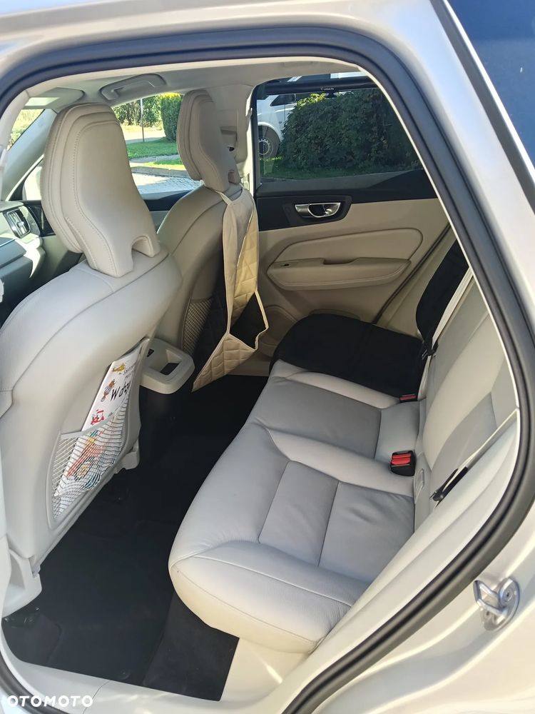 Volvo XC 60 - 8
