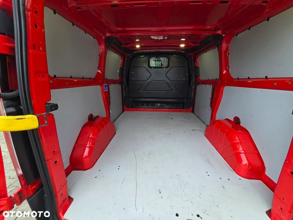 Ford Transit - 25