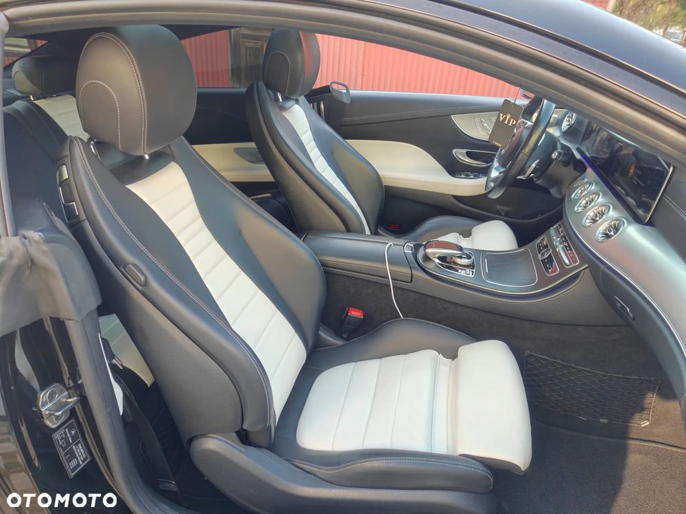 Mercedes-Benz Klasa E 400 4Matic 9G-TRONIC AMG Line - 18