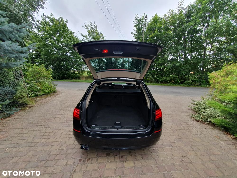 BMW Seria 5 525d xDrive Luxury Line - 8
