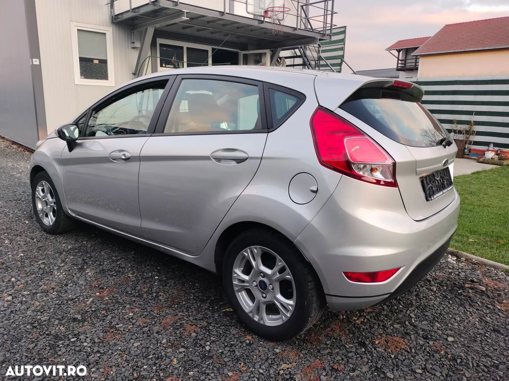 Ford Fiesta 1.25 Celebration - 20