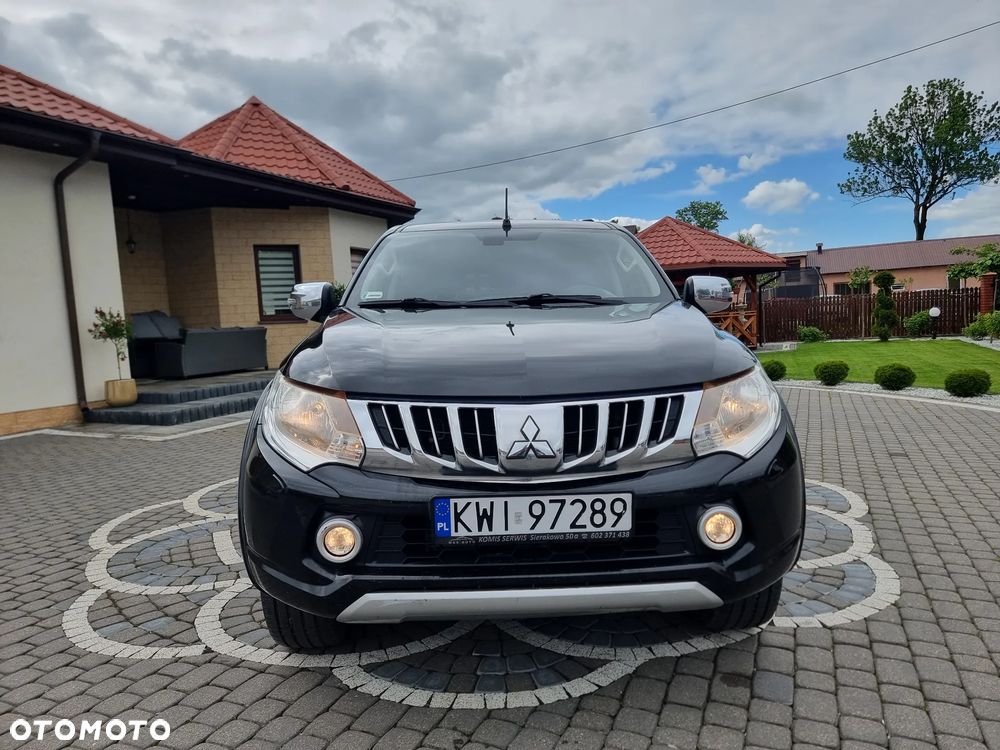 Mitsubishi L200 2.4 d DC Intense + - 27