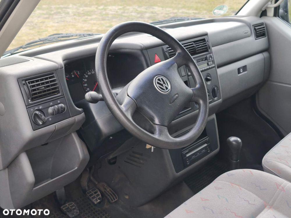 Volkswagen Transporter - 26