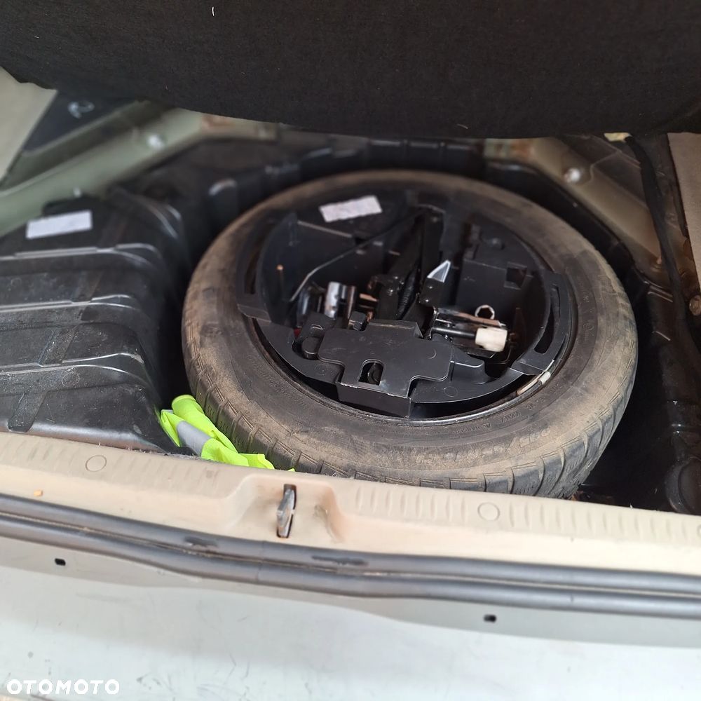 Renault Scenic 1.9 dCi Alize Plus - 13