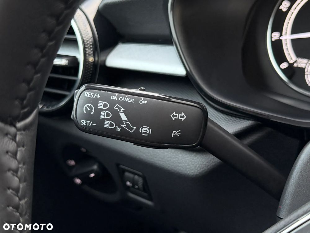 Skoda Fabia 1.0 TSI Style DSG - 34