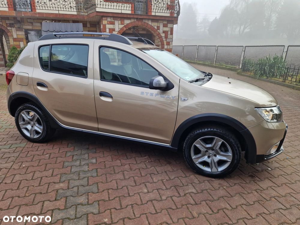 Dacia Sandero Stepway 1.0 TCe Laureate S&S - 38