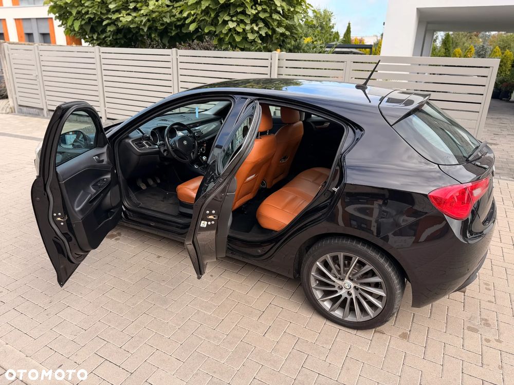 Alfa Romeo Giulietta 2.0 JTDM Distinctive - 7