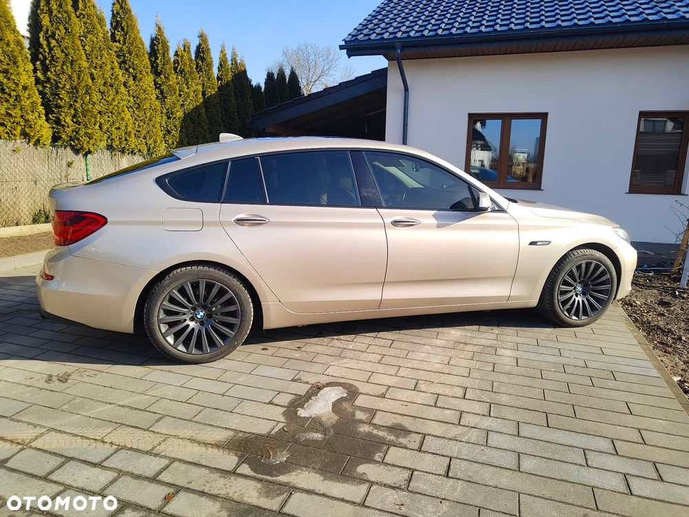 BMW 5GT - 6