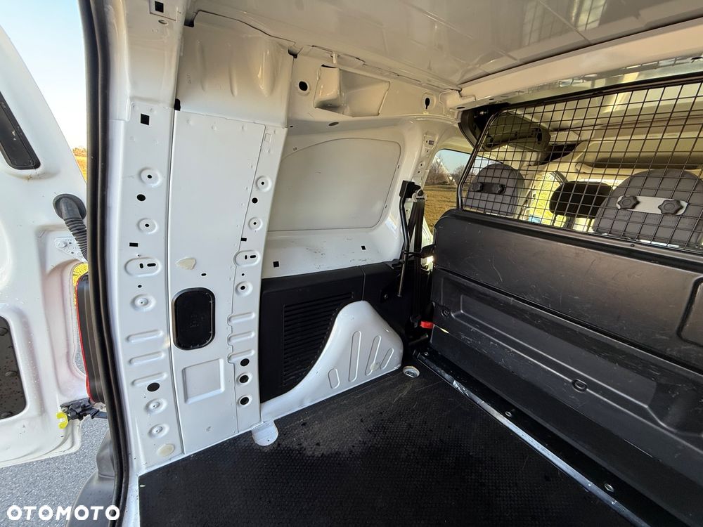 Peugeot Partner osobowy - 16