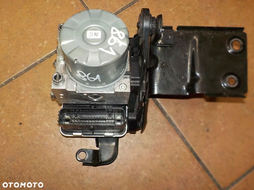 STEROWNIK POMPA KODIAQ T-ROC 5Q0614517GA