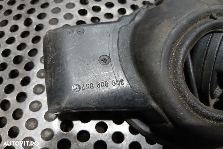 Usita rezervor 3C9809857 3C9809857 Volkswagen VW Passat B6 [2005 - 20 - 3