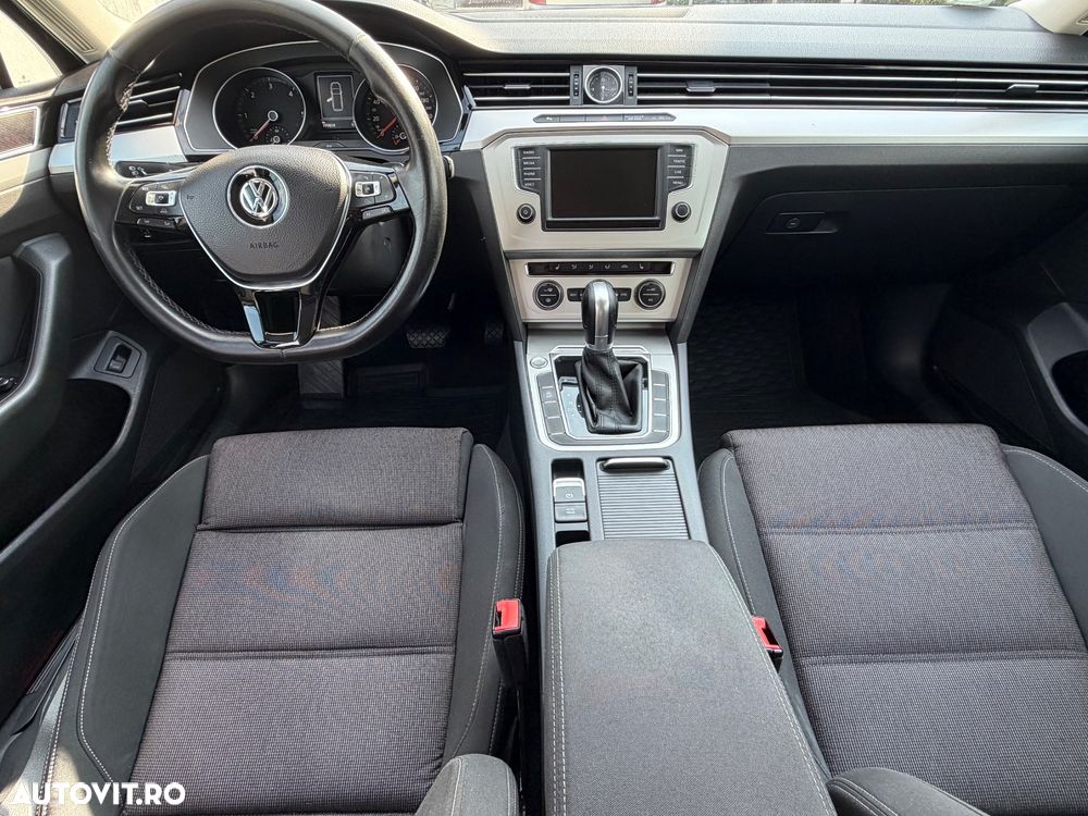 Volkswagen Passat 2.0 TDI DSG Comfortline - 3