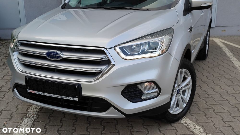 Ford Kuga - 33