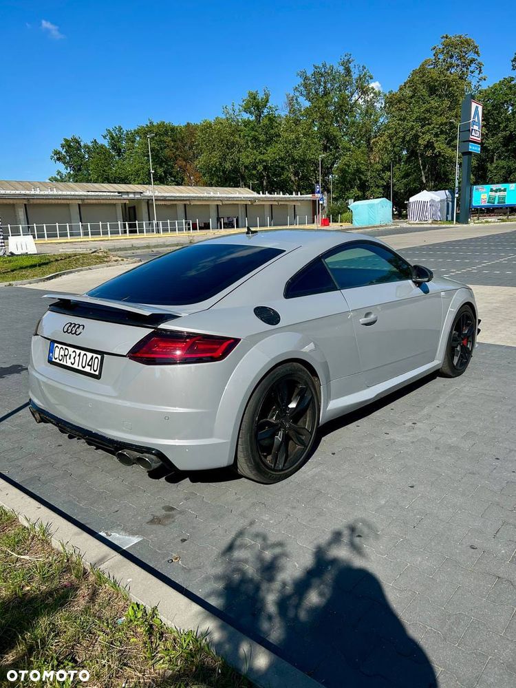 Audi TT S Coupé - 2