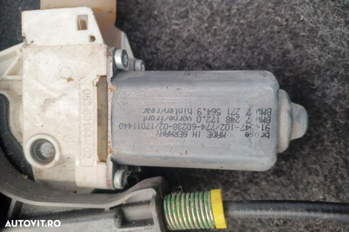 Macara geam fata dreapta electrica 71821329 7746023802 942889100 7182 - 4