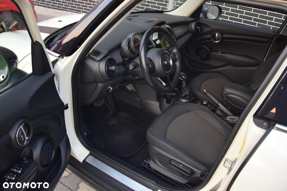 MINI Cooper 60 Years Chili - 7