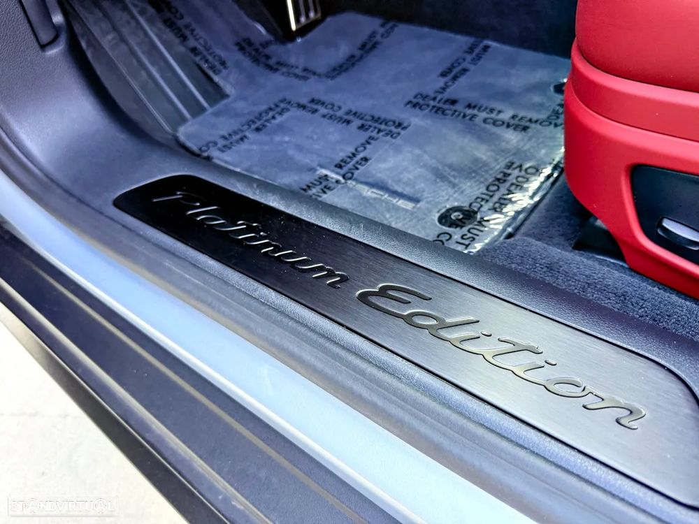 Porsche Panamera 4 E-Hybrid Platinum Edition - 25
