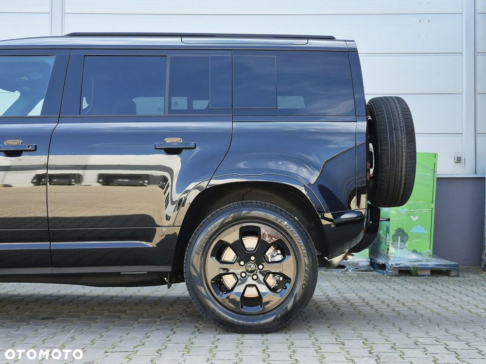 Land Rover Defender 110 D350 X-Dynamic HSE - 9