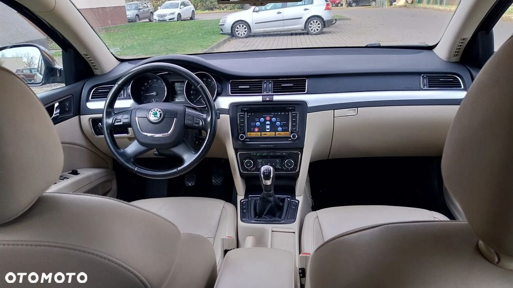 Skoda Superb 1.6 TDI Exclusive - 5