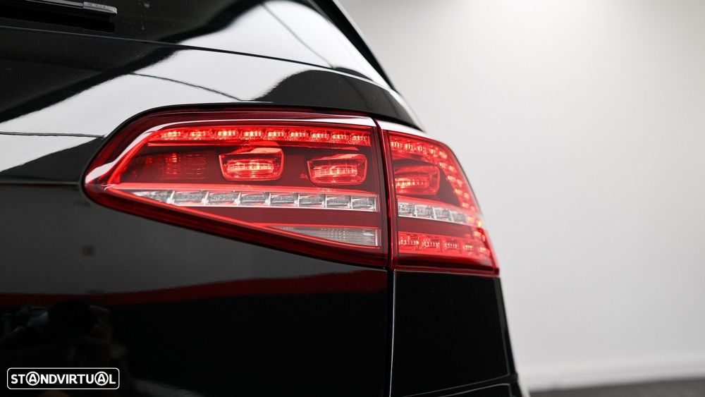 VW Golf 2.0 TSi GTi DSG - 29