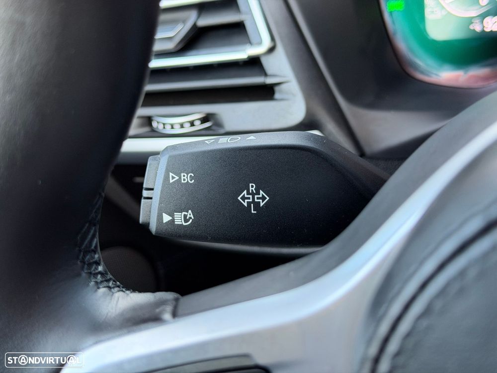 BMW iX3 M Sport Impressive - 38