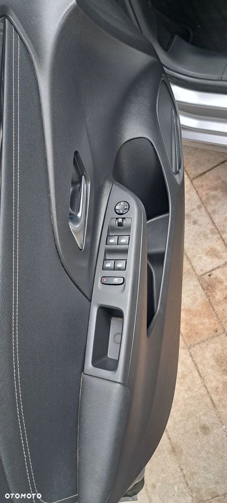 Opel Corsa 1.2 GS Line Plus Pack S&S - 13