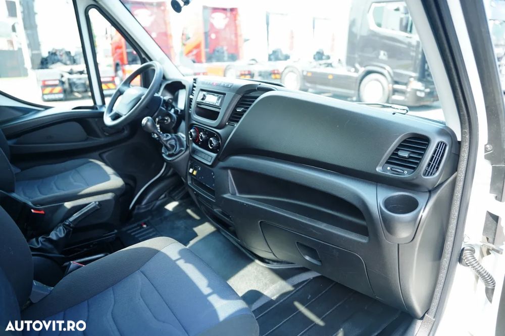 Iveco DAILY 35-140 / Platformă autotractivă / MULTITEL 160 ALUMINIU / 4 STABILIZATOARE / MANUALĂ / 2017 - 36