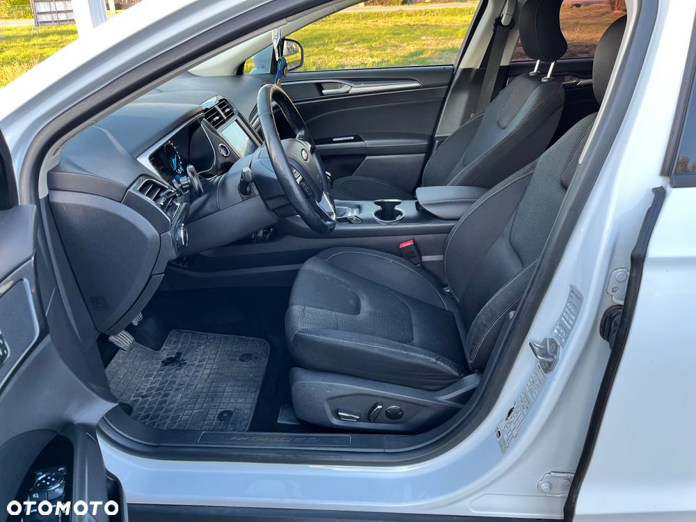 Ford Mondeo 2.0 EcoBlue Titanium - 10