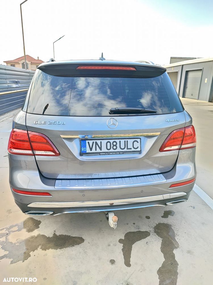 Mercedes-Benz GLE 250 d 4MATIC - 4