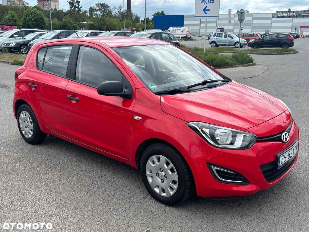 Hyundai i20 1.2 Fifa World Cup Edition - 9
