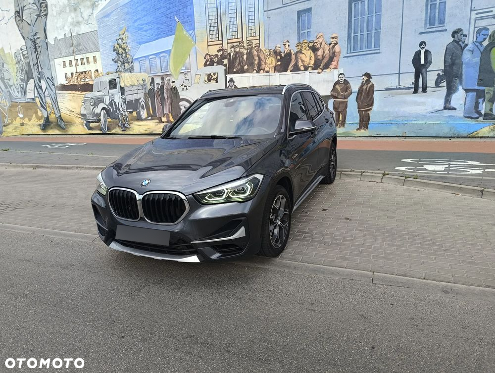 BMW X1 xDrive25i Sport Line - 12