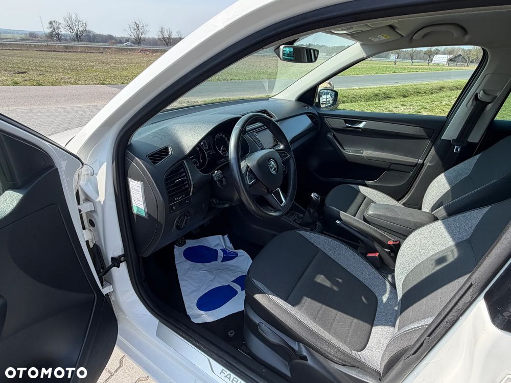 Skoda Fabia 1.0 TSI Essence - 12